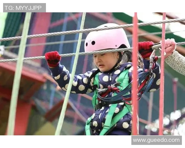 攀岩女将黄芳的成长之路与挑战分享